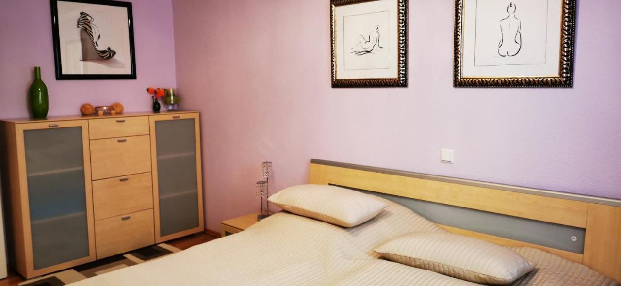 Tolle, Gemutliche, Voll Moblierte 3 Zimmer Wohnung. Baden-Baden Exteriér fotografie